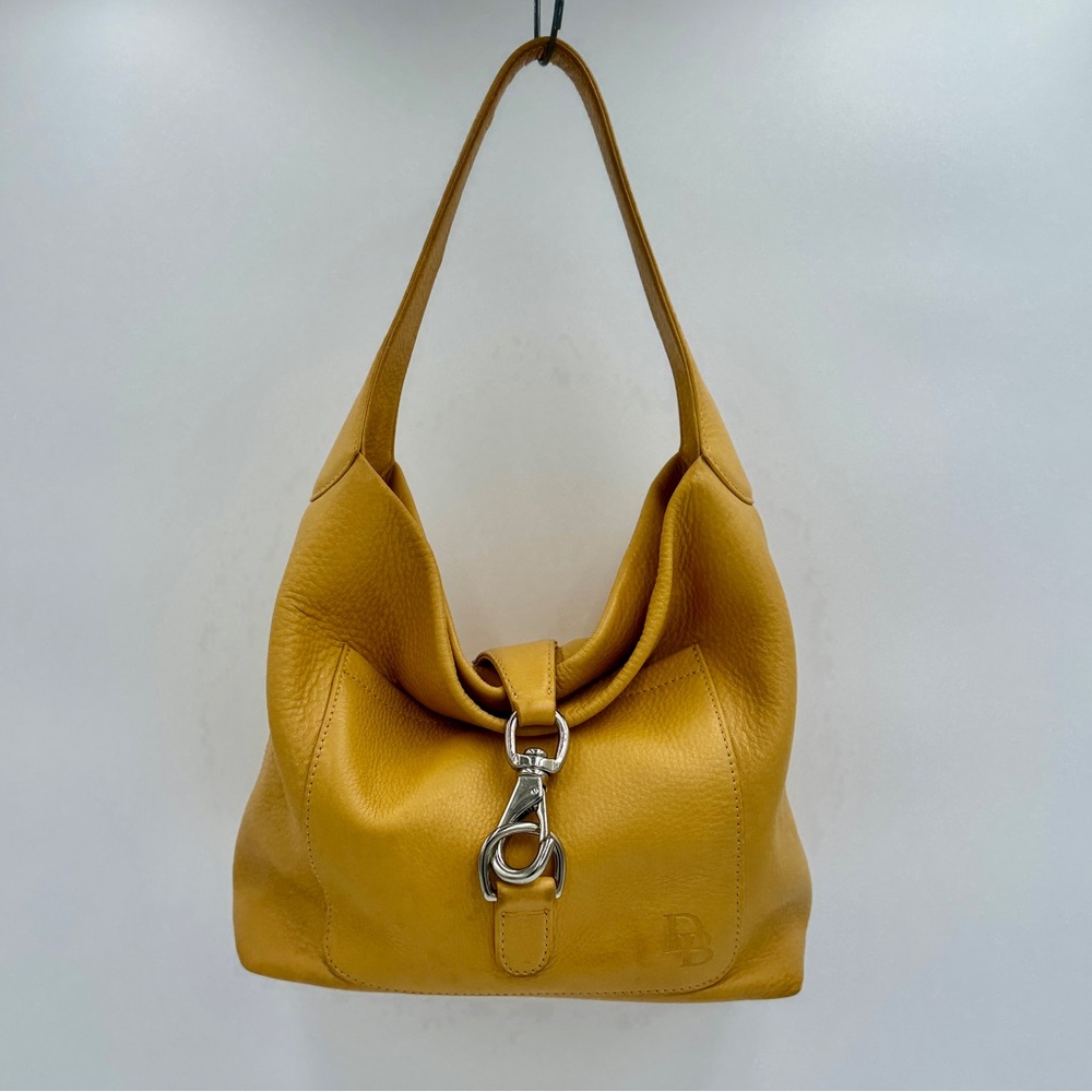 Dooney and Burke Annalise lock sac bag